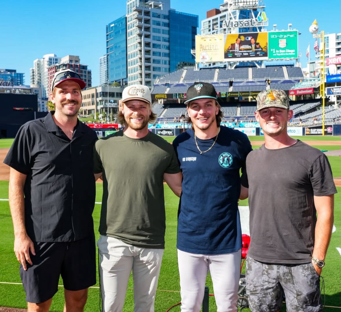 Zach Gershman (@zachazcards) on Twitter photo The #AZCardinals special teams trio of kicker Chad Ryland, punter Blake Gillikin, and long snapper Aaron Brewer visited the DBacks during their game against the Padres.
The specialists have been working out in San Diego at Nick Novak’s fifth annual Pro Week.
(📸via <a href="/Dbacks/">Arizona Diamondbacks</a>) The #AZCardinals special teams trio of kicker Chad Ryland, punter Blake Gillikin, and long snapper Aaron Brewer visited the DBacks during their game against the Padres.
The specialists have been working out in San Diego at Nick Novak’s fifth annual Pro Week.
(📸via <a href="/Dbacks/">Arizona Diamondbacks</a>)