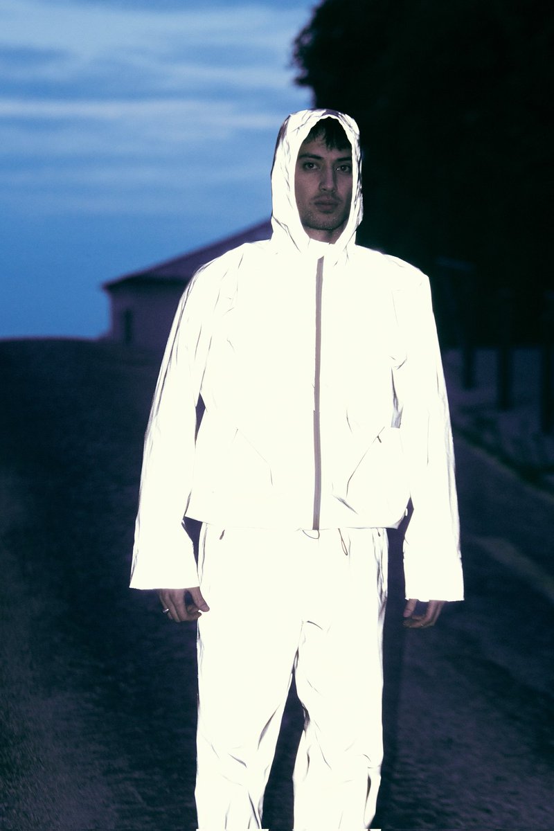 iameden's tweet image. iameden.ffm.to/premiere

☺️