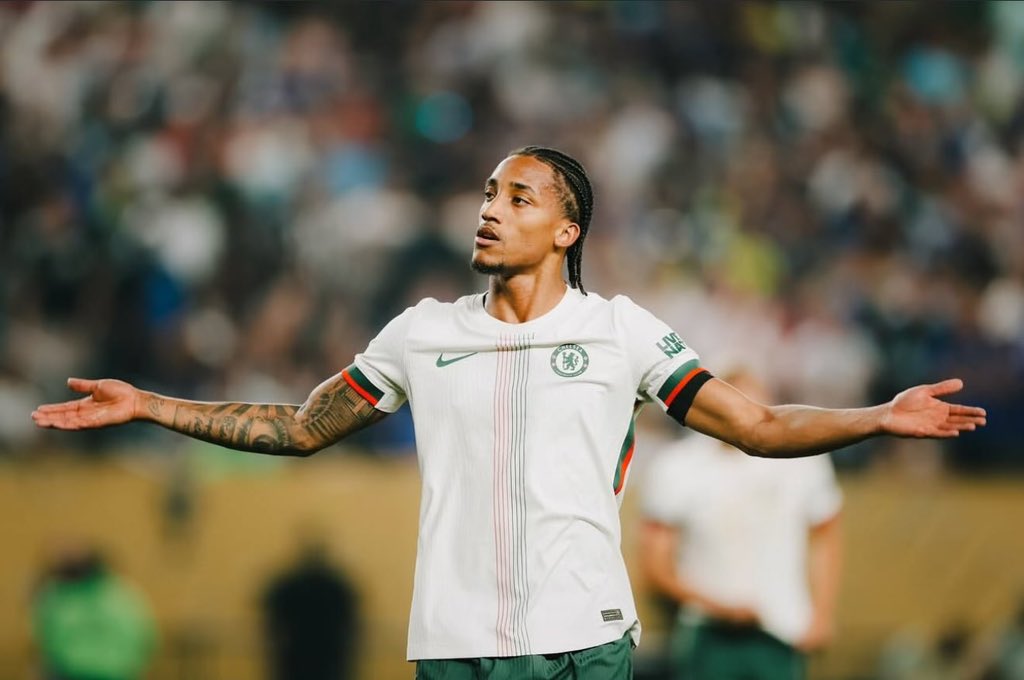 After watching Chelsea today, I’ll  gladly pick a blind Joao Pedro over Nicholas Jackson.