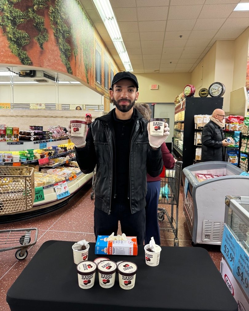 polarisbrandpro's tweet image. Some sweet @everyBARIS throwbacks for #NationalRaspberryDay! The most delicious frozen combo of raspberries dipped in chocolate - straight from the freezer section of the store &amp;amp; introduced by our #promoteam to grocery shoppers about to discover their next favorite treat. ❤️