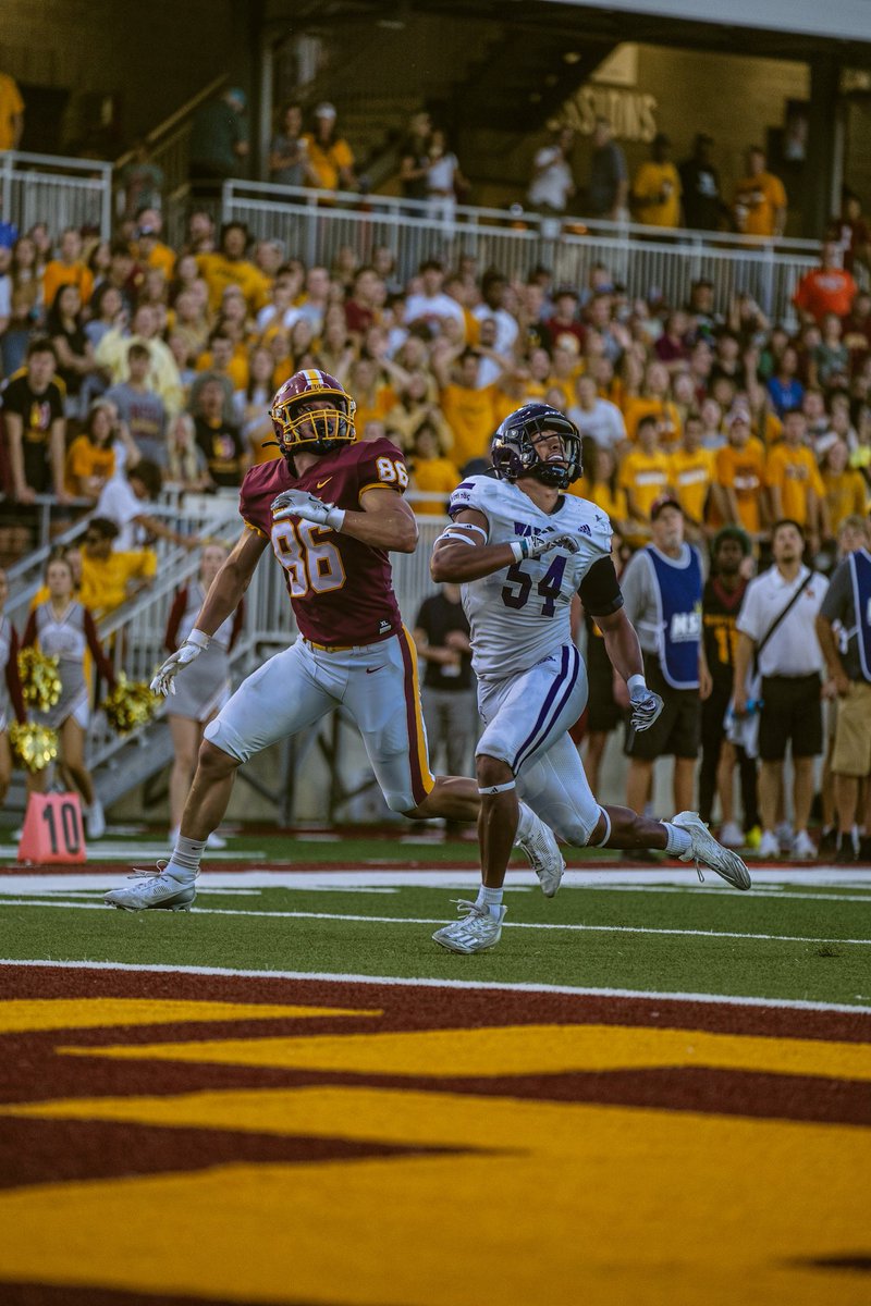 Northern State Football๐บ ๐ (@nsuwolves_fb) on Twitter photo Fundamentally Efficient Scoring Machine
<a href="/Coach_BrownNSU/">Brayle Brown</a> & the ๐๐6 Offense have a track record of lighting up the scoreboard!
2019: 34.1 PPG
2021: 36.3 PPG
2022: 37 PPG
2023: 42 PPG
2024: 40.1 PPG
#OurWay #GoWolves Fundamentally Efficient Scoring Machine
<a href="/Coach_BrownNSU/">Brayle Brown</a> & the ๐๐6 Offense have a track record of lighting up the scoreboard!
2019: 34.1 PPG
2021: 36.3 PPG
2022: 37 PPG
2023: 42 PPG
2024: 40.1 PPG
#OurWay #GoWolves
