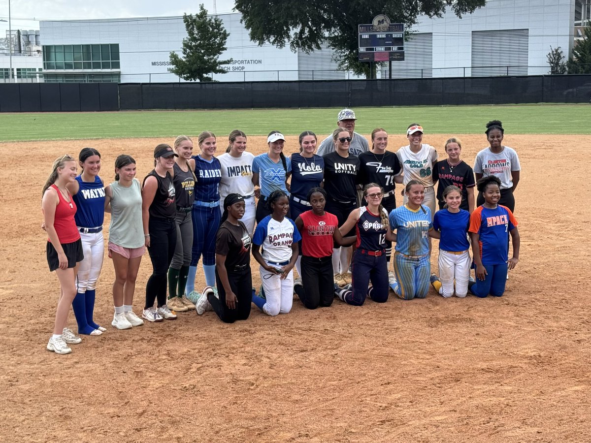 Had a great time today at Millsaps Camp, Thank you for having me Coach Jeff. Loved the campus! Can’t wait for the next camp! <a href="/gillespie_jeff/">Jeff Gillespie</a>  <a href="/SapsSoftball/">Millsaps Softball</a>  <a href="/lindscoffey/">Lindsey Coffey</a>
