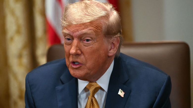 🔻El Presidente Donald Trump planteó fijar en 50% el arancel a las importaciones de COBRE y dijo que las tarifas a productos farmacéuticos serían de hasta 200%