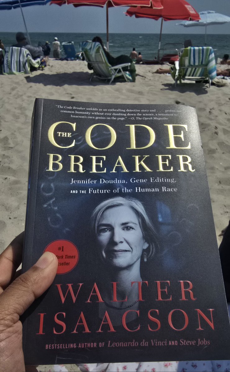 amit_k_rai17's tweet image. Sun, sea, CRISPR. @WalterIsaacson #TheCodeBreaker #BeachReads #JenniferDoudna
