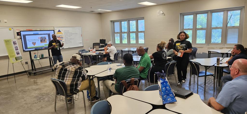 shuff13's tweet image. What a fantastic day of learning at Parker HS for our Sensational Summer PD day! Health, Physical Education, and Driver Education! @asahperd @DrMarkSullivan @HEAL_United @prwill1052 @BhamCitySchools @NAHPL_ST