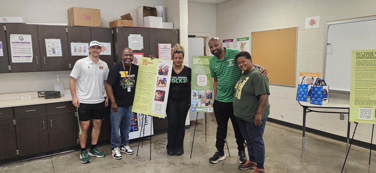 shuff13's tweet image. We ended the day on the pickleball courts! Sensational Summer PD was amazing for all! Thanks to everyone who made our day a success! BCS Strong! @asahperd @DrMarkSullivan @HEAL_United @prwill1052 @BhamCitySchools @NAHPL_ST