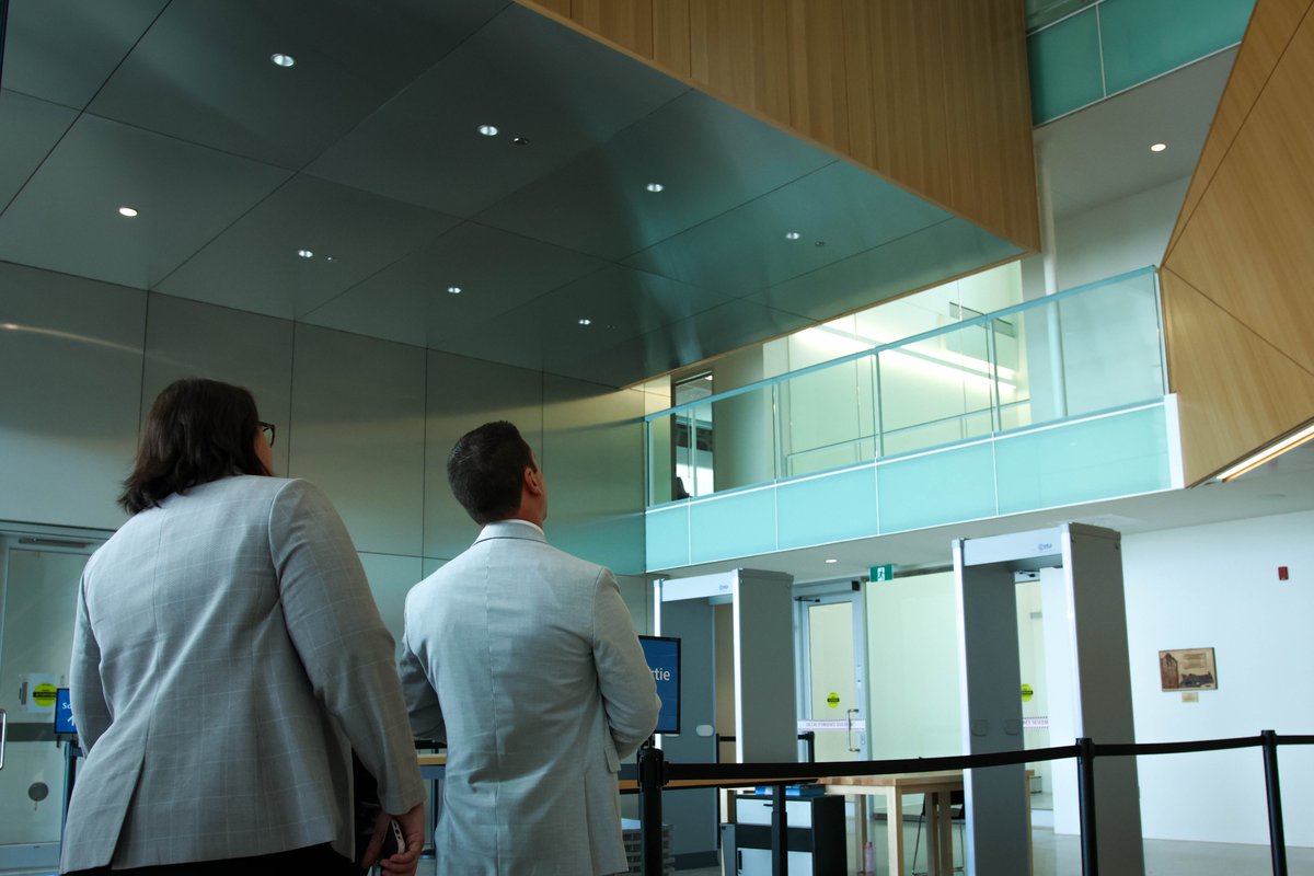 SJB_CAQ's tweet image. C’est avec une grande fierté que nous avons inauguré aujourd'hui le nouveau palais de justice de Roberval avec @AndreeLaforest et @nancyguil .
Les citoyens de la région pourront désormais profiter d’installations accueillantes, modernes, sécuritaires et pensées pour eux!