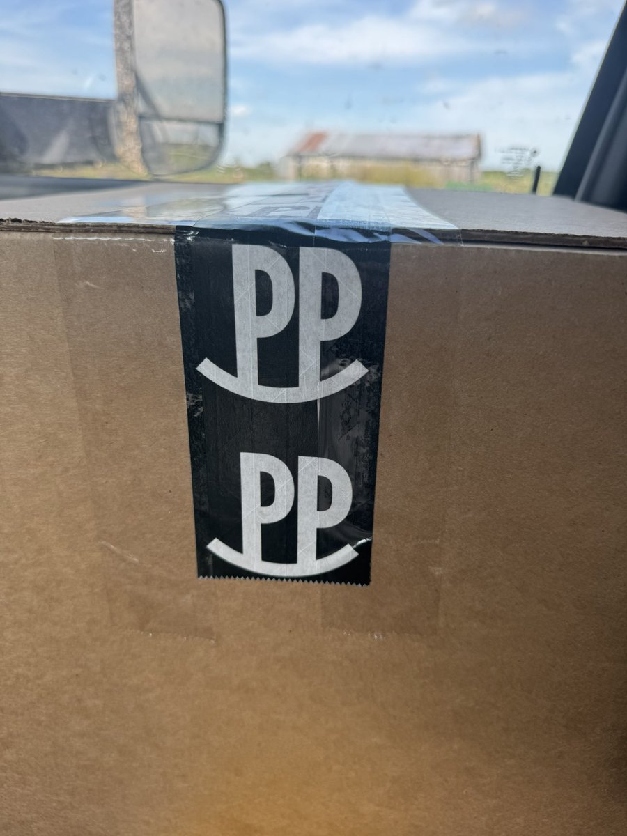 PasturePeaks's tweet image. Found the reason I was 1 on the number of orders I packed vs dropped off back to the UPS store it is