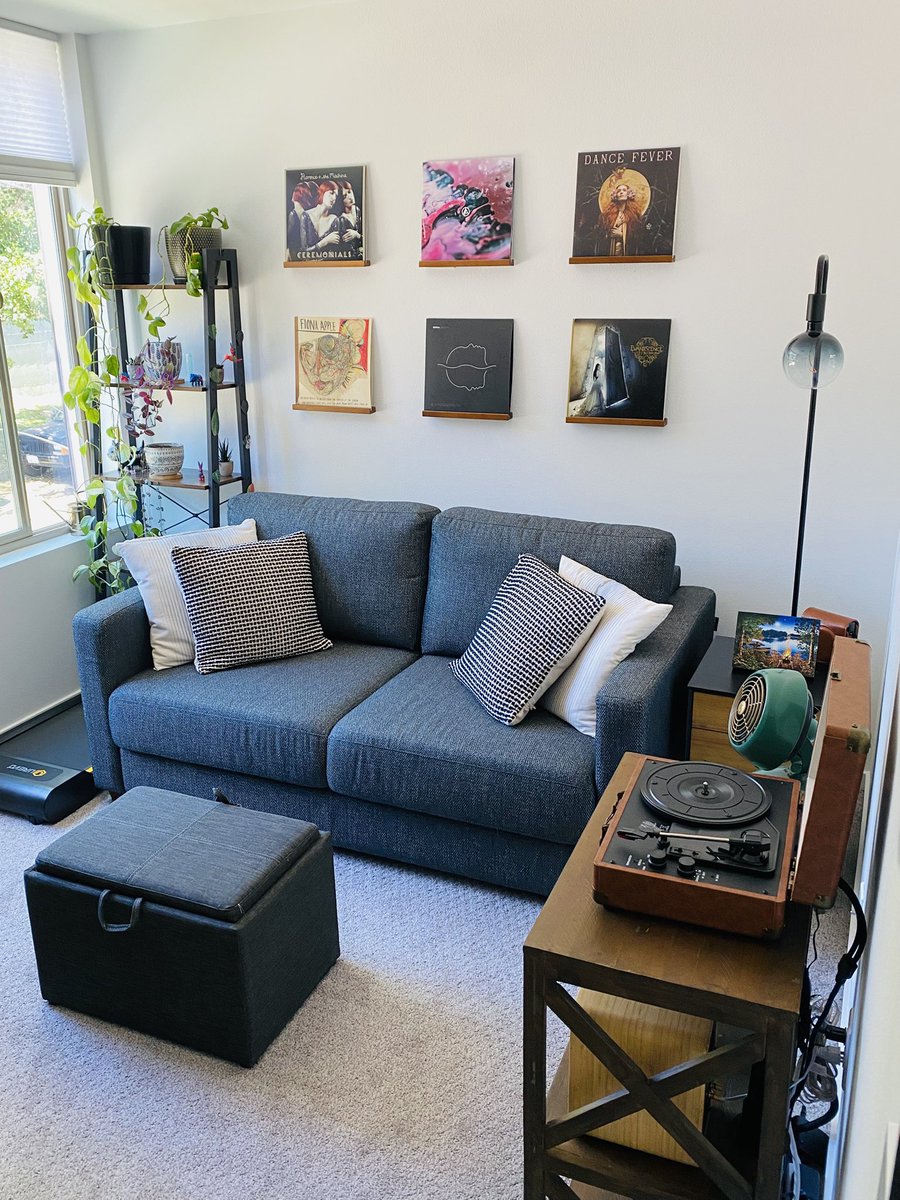 HauntMeLater's tweet image. Slowly decorating my home office, love how Tsunami Sea looks next to TOD