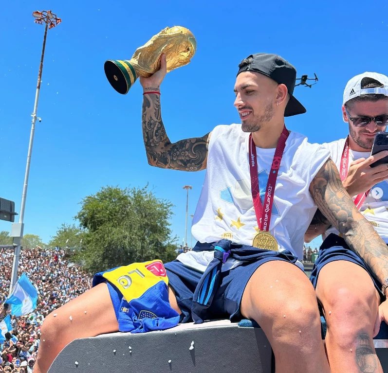💙💛💙