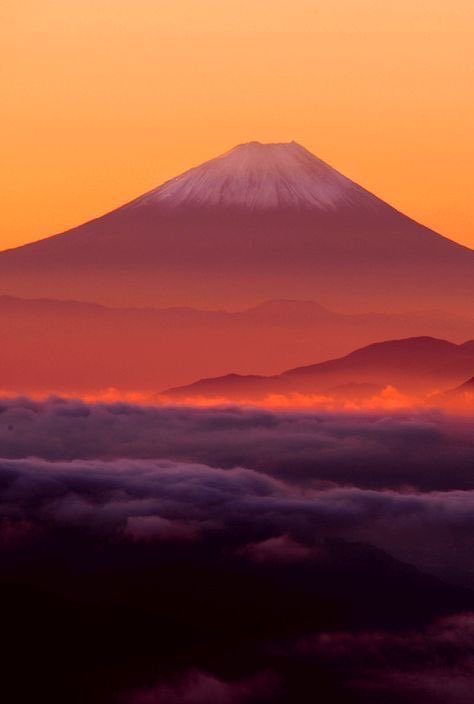 画像に幸運のエネルギーを入れました。
フォロー&amp;リポストで発動します。