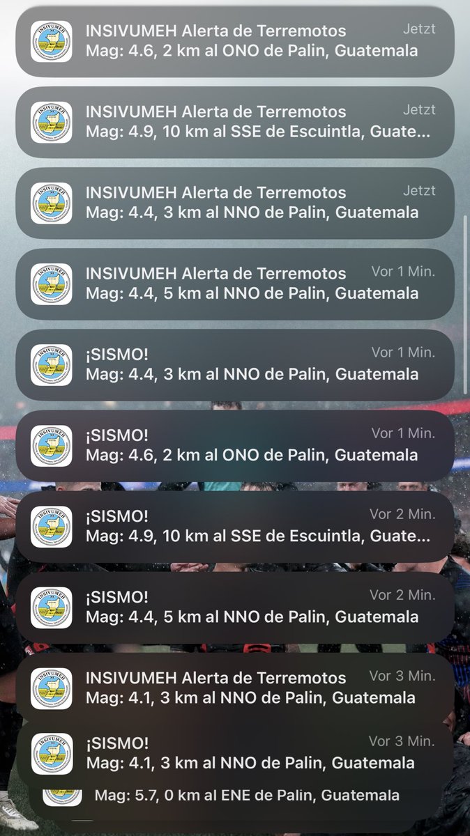 En lugar de estarse quejando de que no deja de temblar agradezcan que fueron varios temblores y no uno solo porque sino nos moríamos todos jajajaja