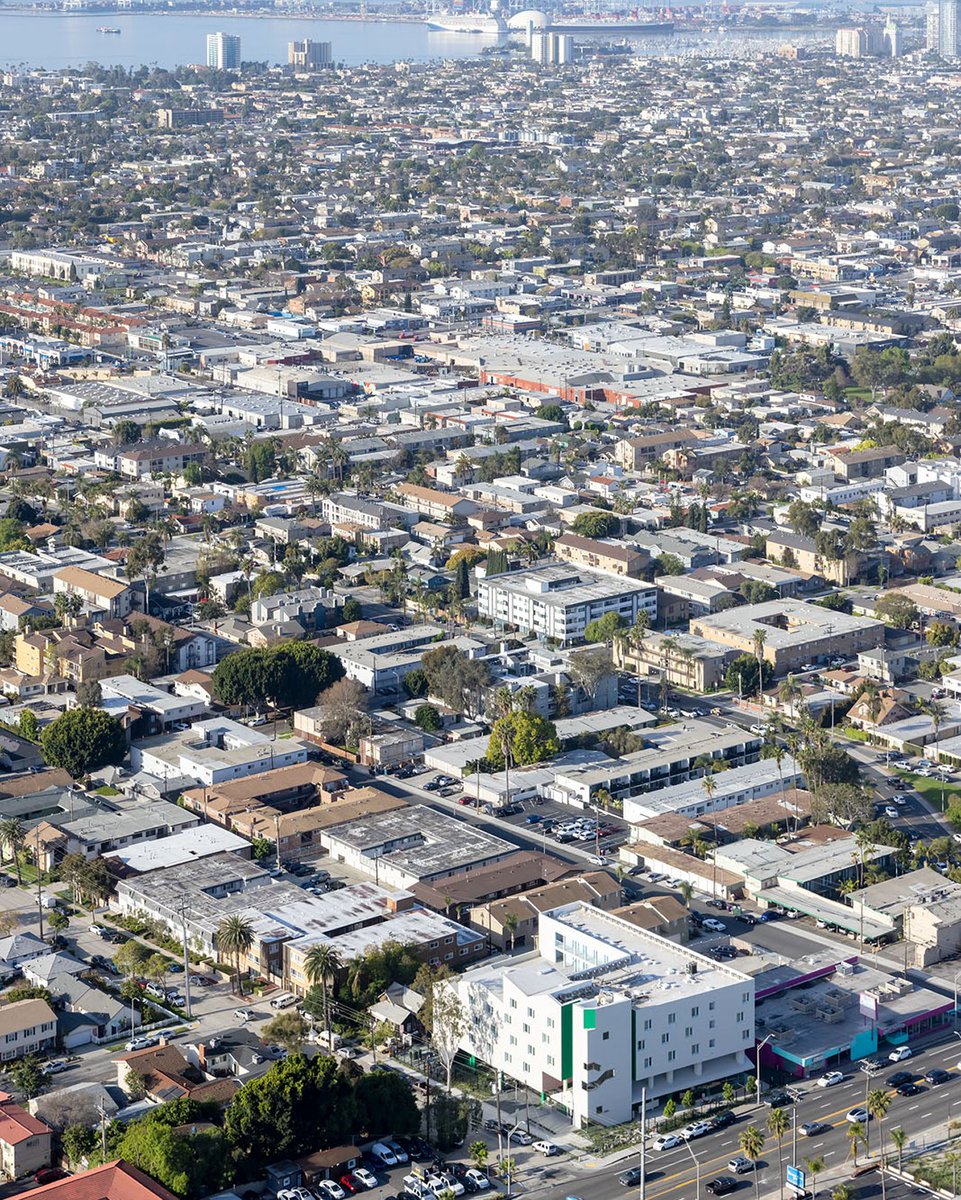 MaltzanArch's tweet image. 26 Point 2 Apartments: 77-unit supportive housing in Long Beach bridging commercial + residential zones. Floating residential volume creates community space below, with color as spatial organizing tool.
#SupportiveHousing #LongBeach #CommunityDesign #Architecture…