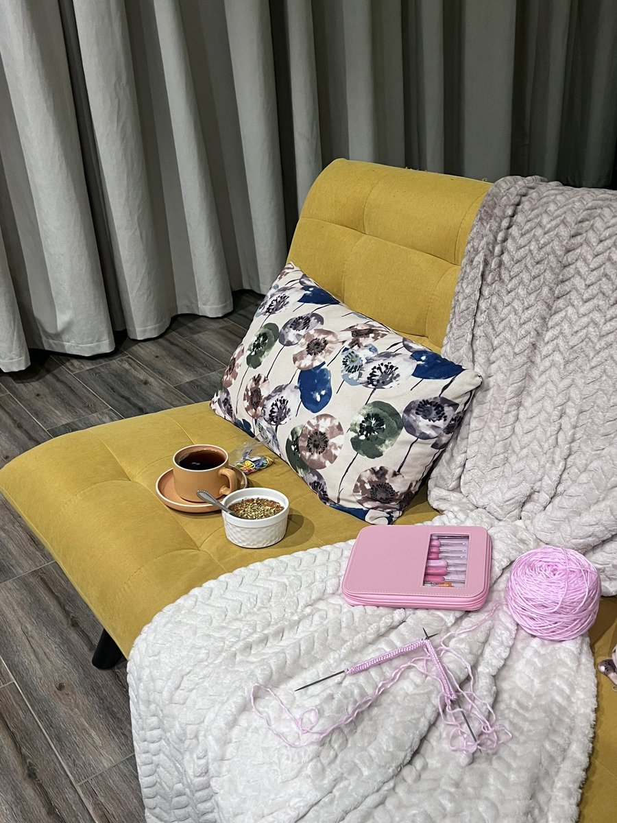 k_knit1's tweet photo. وقتي الخاص بدأ 🧶✨: https://t.co/2vwnZgtWjb