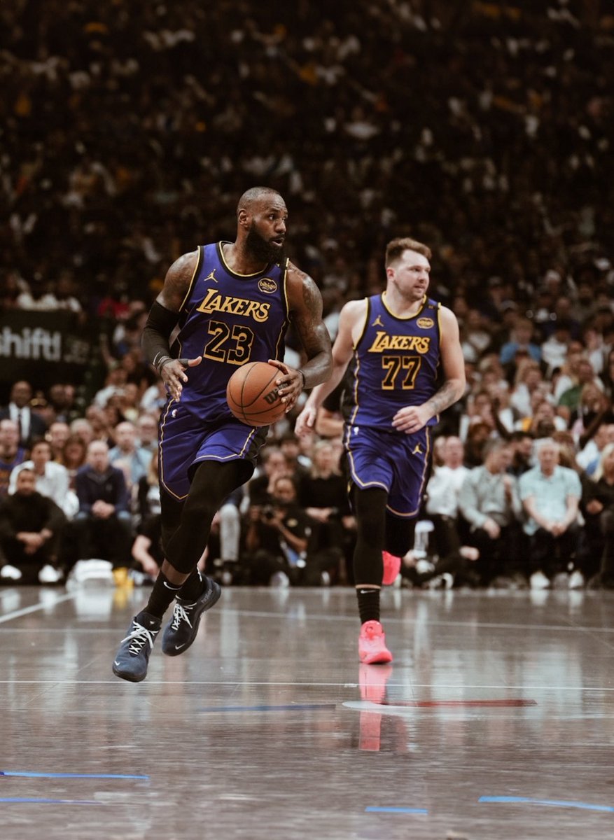 PurpGoldLakers's tweet photo. https://t.co/vydkfG0q3b
