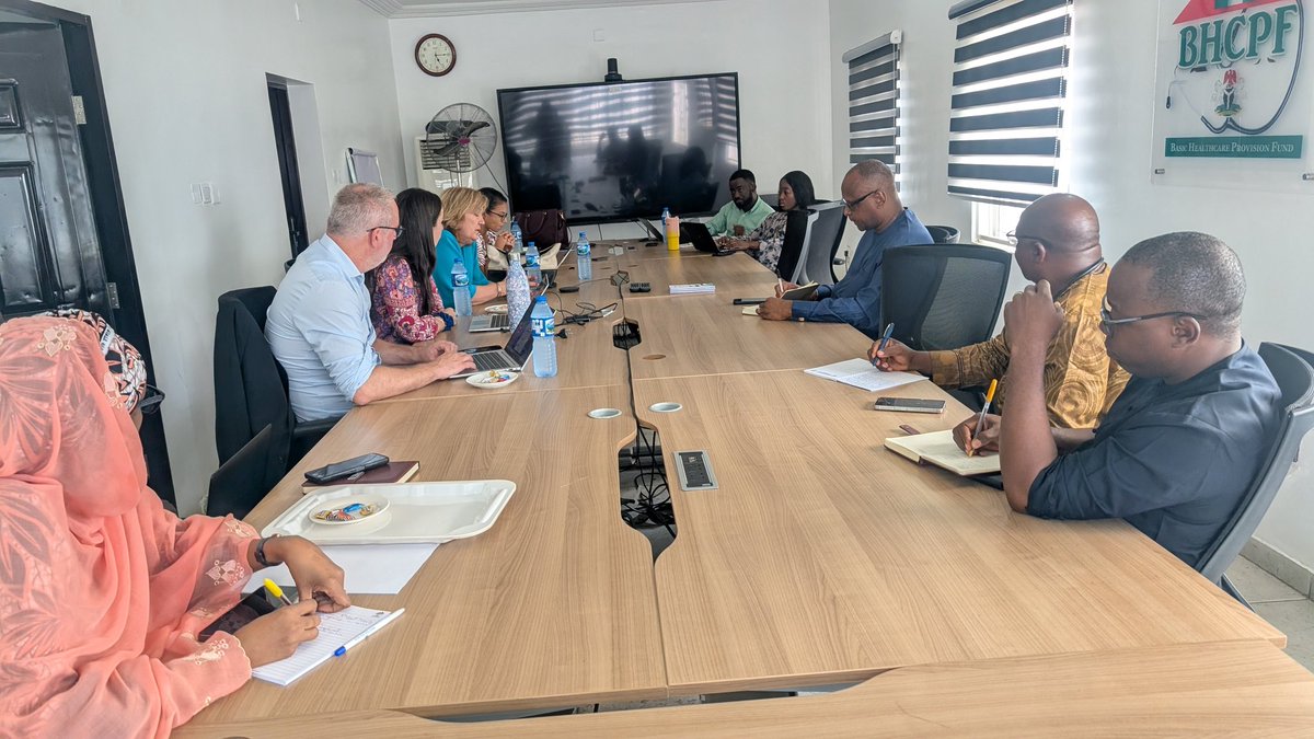 TheBHCPF's tweet image. The #BHCPF Secretariat engaged with the France Development Group to explore strategic collaboration on health financing, PHC strengthening & UHC in Nigeria. Both parties committed to deepening partnerships for lasting impact. #UHC #HealthForAll @Fmohnigeria