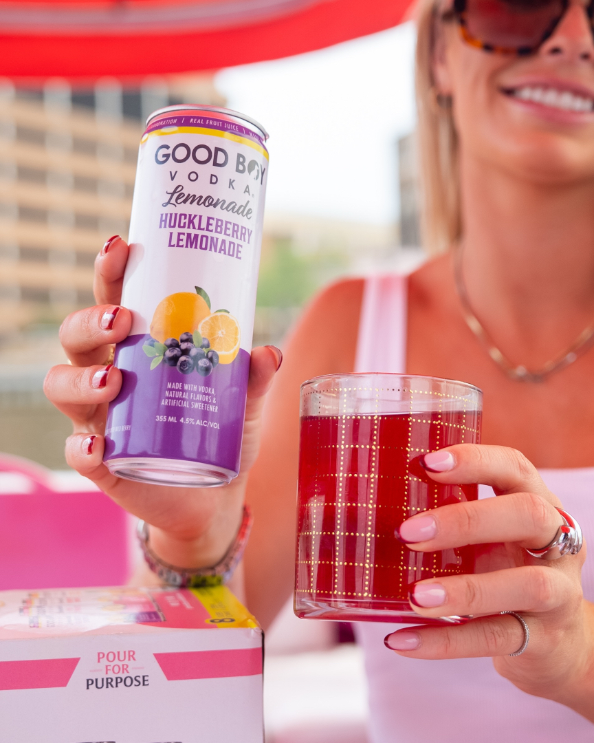 GoodBoy_Vodka's tweet image. Lemonade season is in full swing 🍋☀️
Are you grabbing a John Daly or diving into the Lemonade Pack first?👇
#GoodBoyVodka #EveryPourHelpsAPup