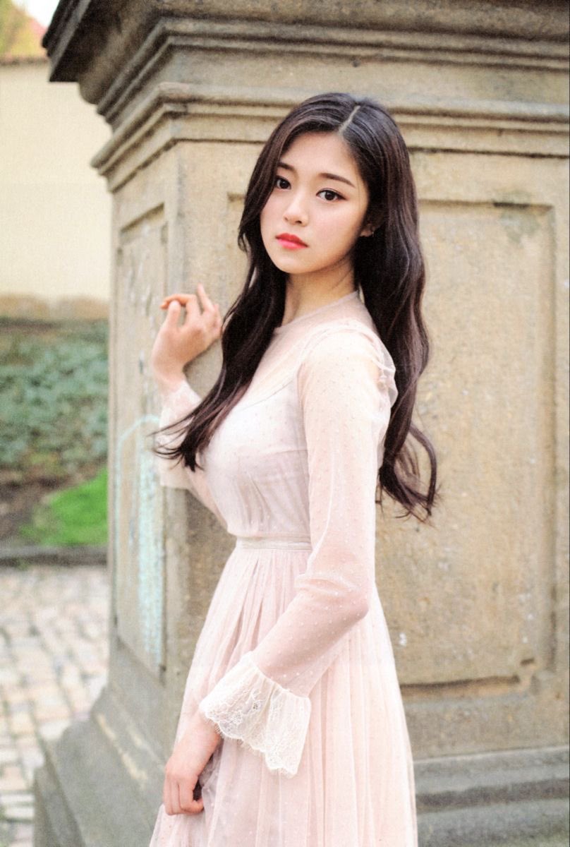 hyunjin pics tweet media