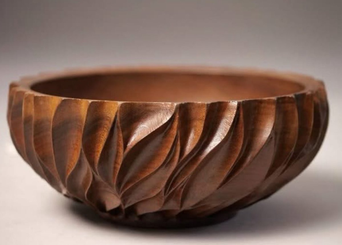 wrwassociation's tweet image. Nice simple walnut relief. Three nice turned pieces not too sure of the woods used on the first two