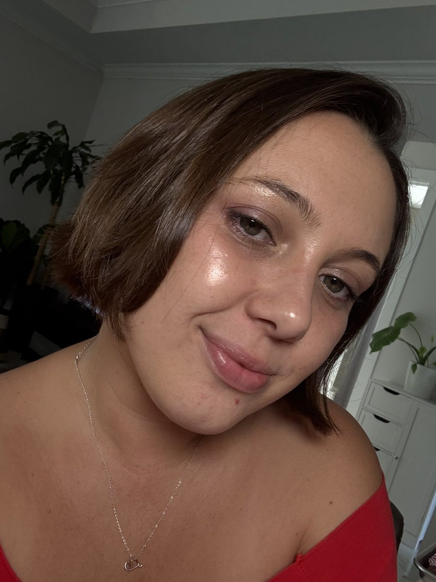 Took some selfies today hehe https://t.co/XTM3IbZ0Vu