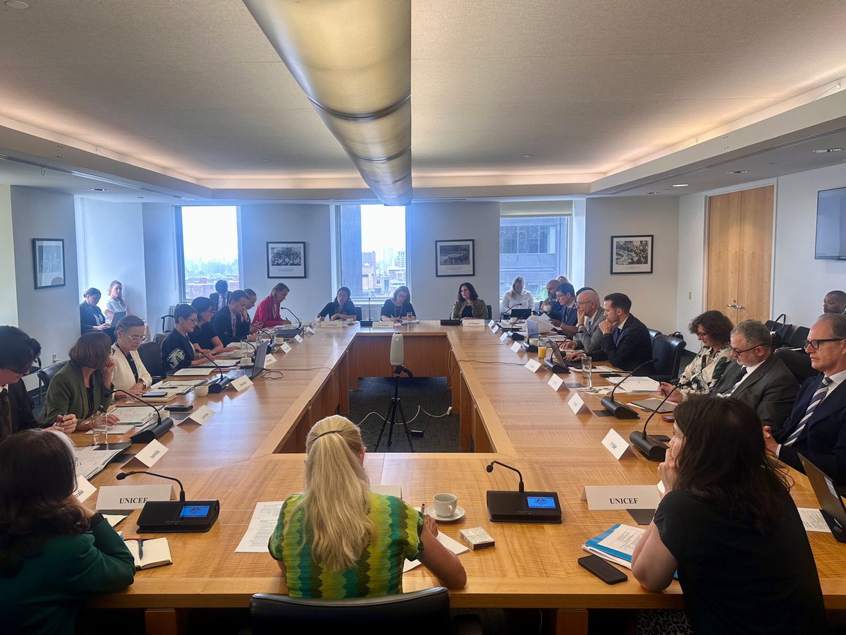 Enriching talks with <a href="/UNDP/">UN Development</a>, <a href="/UNFPA/">UNFPA</a>, <a href="/UNICEF/">UNICEF</a> &amp; <a href="/UN_Women/">UN Women</a> at the 2025 Australia-NZ High-Level Consultations.

Together, we’re driving:
🔹Lives improved, no one left behind
🔹A resilient, prosperous Pacific
🔹A stronger, more effective UN
🔹Progress on #2030Agenda, SDGs &amp; inclusion