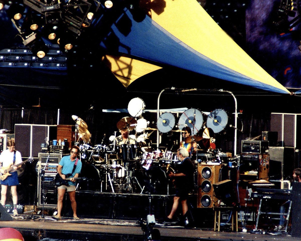 GratefulDead's tweet image. 46,000 Dead Heads descended on Three Rivers Stadium in Pittsburgh on July 8, 1990, for a bill featuring Crosby, Stills & Nash and the Grateful Dead. With the sun beating down, local fire departments stepped in to spray down the crowd and help keep things cool, but the heat didn’t…