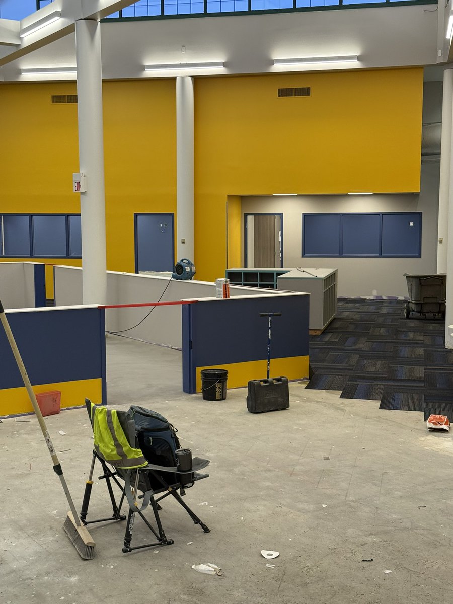 HurricanesSuper's tweet photo. 🌀Just 56 days until we open the Brooklyn Early Childhood &amp; Family Resource Center on Sept. 2! A beautiful new space to support our youngest Hurricanes &amp; their families. We can’t wait to welcome you! 💙💛 #SneakPeeks #EarlyLearning #56DaysToGo @BrooklynSchools https://t.co/jSLSNsYjKm