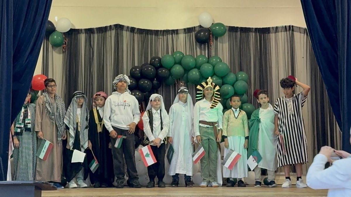 🎓 A huge well done to our Cultural Club students!
Saturday’s graduation was full of pride, joy &amp; talent 🌟

From performances to poetry, our children showed how powerful culture &amp; identity can be when celebrated together.

#SYRCOX #Oxford #Community #Graduation2024