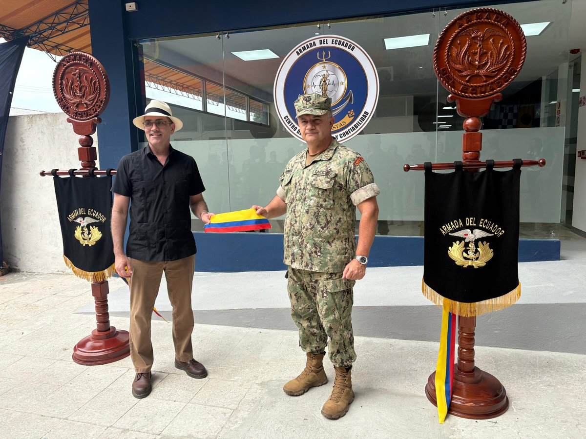 Los Estados Unidos contra la corrupción y a favor de la transparencia. 
 
Este lunes, 7 de julio de 2025, se inauguró el Centro de Credibilidad y Confianza de la Armada del Ecuador. Gracias a la donación de equipos y a la capacitación brindada al personal de unidades especiales,
