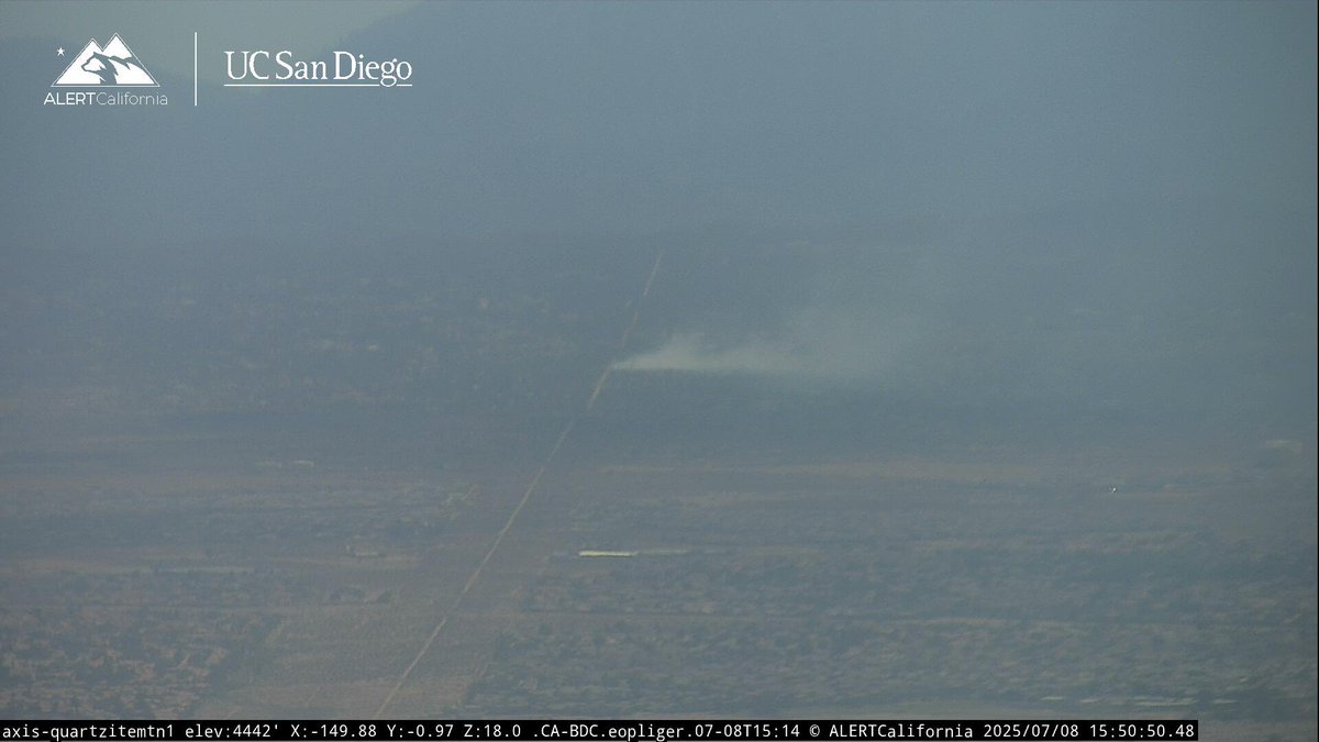 DanielFireTruck's tweet photo. #DaisyFire The Fire is 3-5 acres, Moderate ROS, Potential for 50 acres, it’s still holding at a Road currently.
Air Tankers 70, 71, Helitanker 5HT is enroute. https://t.co/YByhSvJTT2