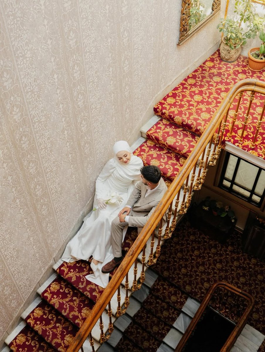 ونقعد نحكي🤍