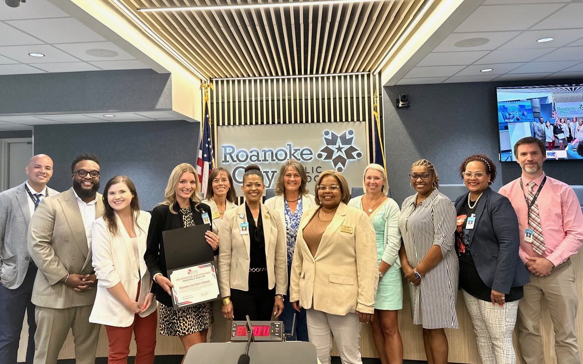 Sam Rasoul 🍉 (@sam_rasoul) on Twitter photo Our Community Builders are doing great things! Thank you to the VSBA for recognizing our students' achievements 📚📝 <a href="/RoanokeSchools/">Roanoke City Public Schools</a> Our Community Builders are doing great things! Thank you to the VSBA for recognizing our students' achievements 📚📝 <a href="/RoanokeSchools/">Roanoke City Public Schools</a>