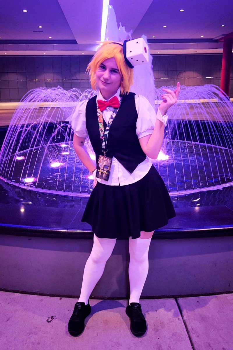 pinklobsterr's tweet image. #len_en