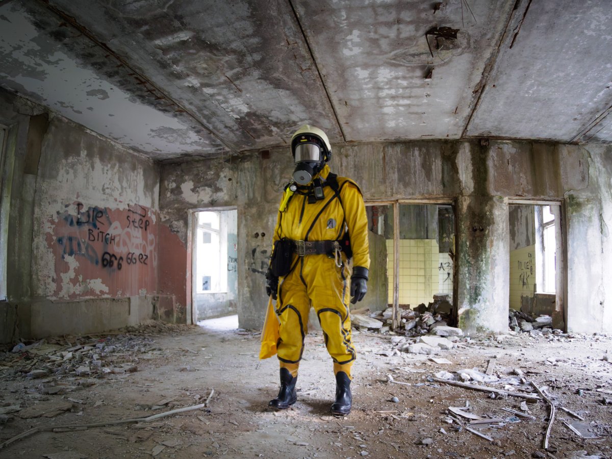 msp334's tweet image. The further you go through this backroom the more it decay. Are you sure you can find the way back?
#lubawa #hazmat #hazmatdrone #rubber #rubberdrone