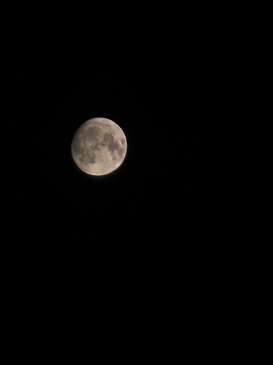 sifs23's tweet photo. 🌙🌙🌙 https://t.co/FiJ7hgxq36