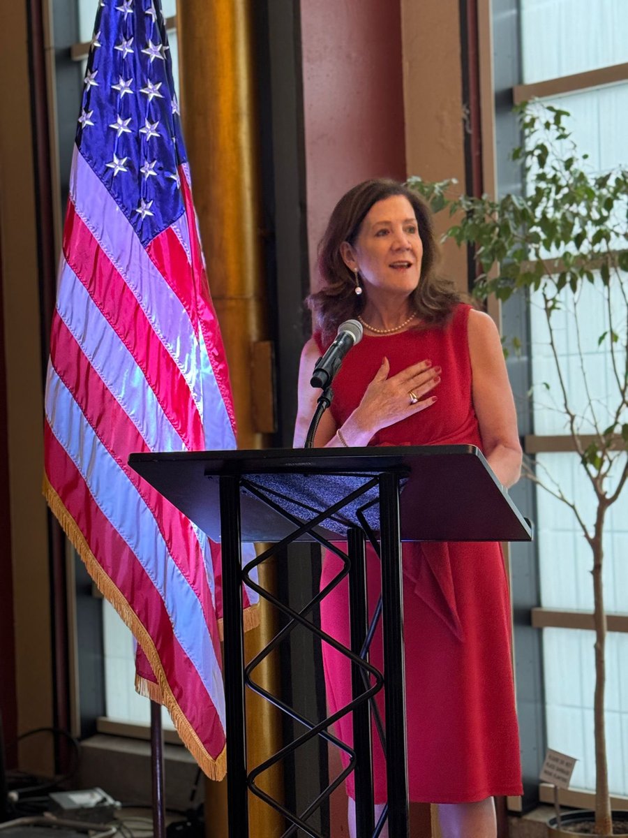 USUN's tweet image. 🎉 Tonight’s #IndependenceDay reception at the United Nations was a wonderful celebration of America’s values and our shared commitment to freedom and democracy. Thank you to all who attended and made the evening so special!