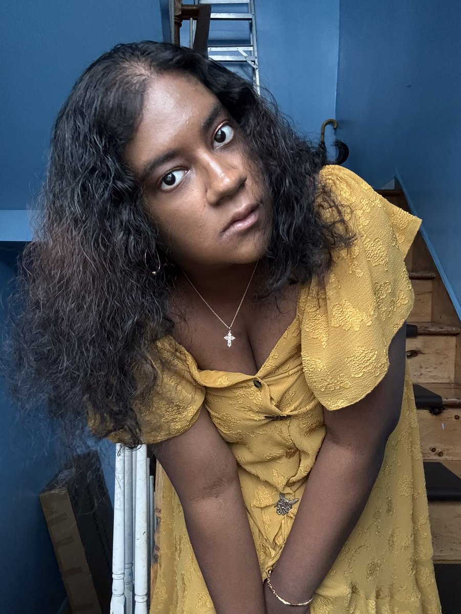 Julie Ragbeer tweet media