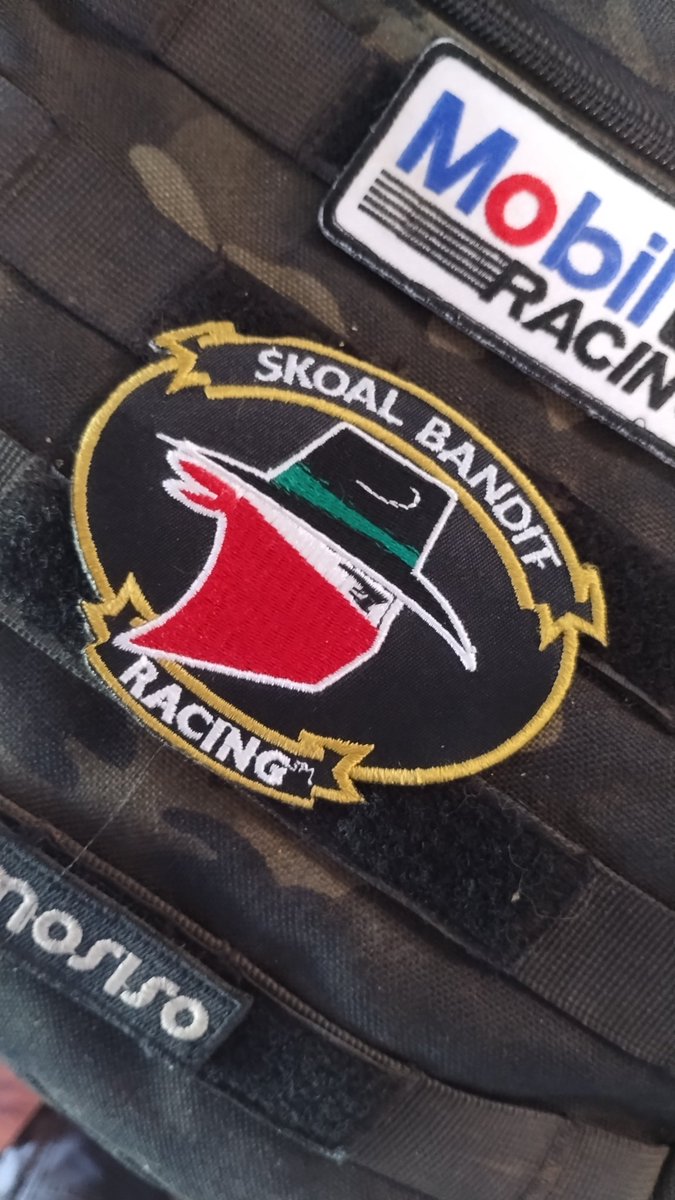 New throwback <a href="/WorldofOutlaws/">World of Outlaws</a> patch for the camera bag 🏁