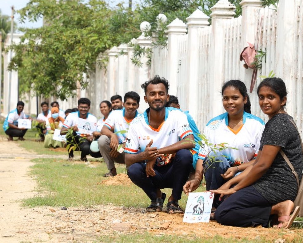 PioSmith_UN's tweet image. Young people in #SriLanka are leading the way in responding to the #ClimateCrisis – from the island's West Coast to the East Coast.
Proud of @UNFPASriLanka’s work to build #youth resilience and integrate reproductive health & rights into #ClimateAction.
Learn more 👇…