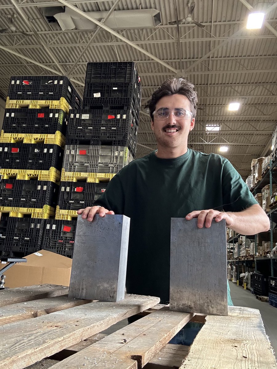 for every 25 likes I’ll add more metal to this picture