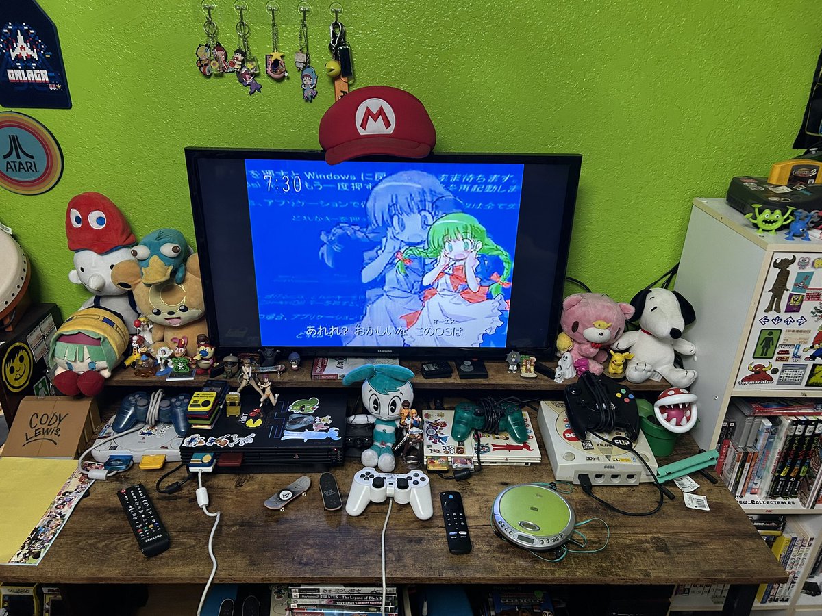 codylagann1998's tweet photo. I haven’t seen the Windows ME-Tan video in years, which I first saw this on YouTube back in 2007 when I was 9 year’s old. Like I first came across this character while watching some MUGEN videos. :) #WindowsME #Windows #METan #anime #nostalgia https://t.co/92BKmcZW86