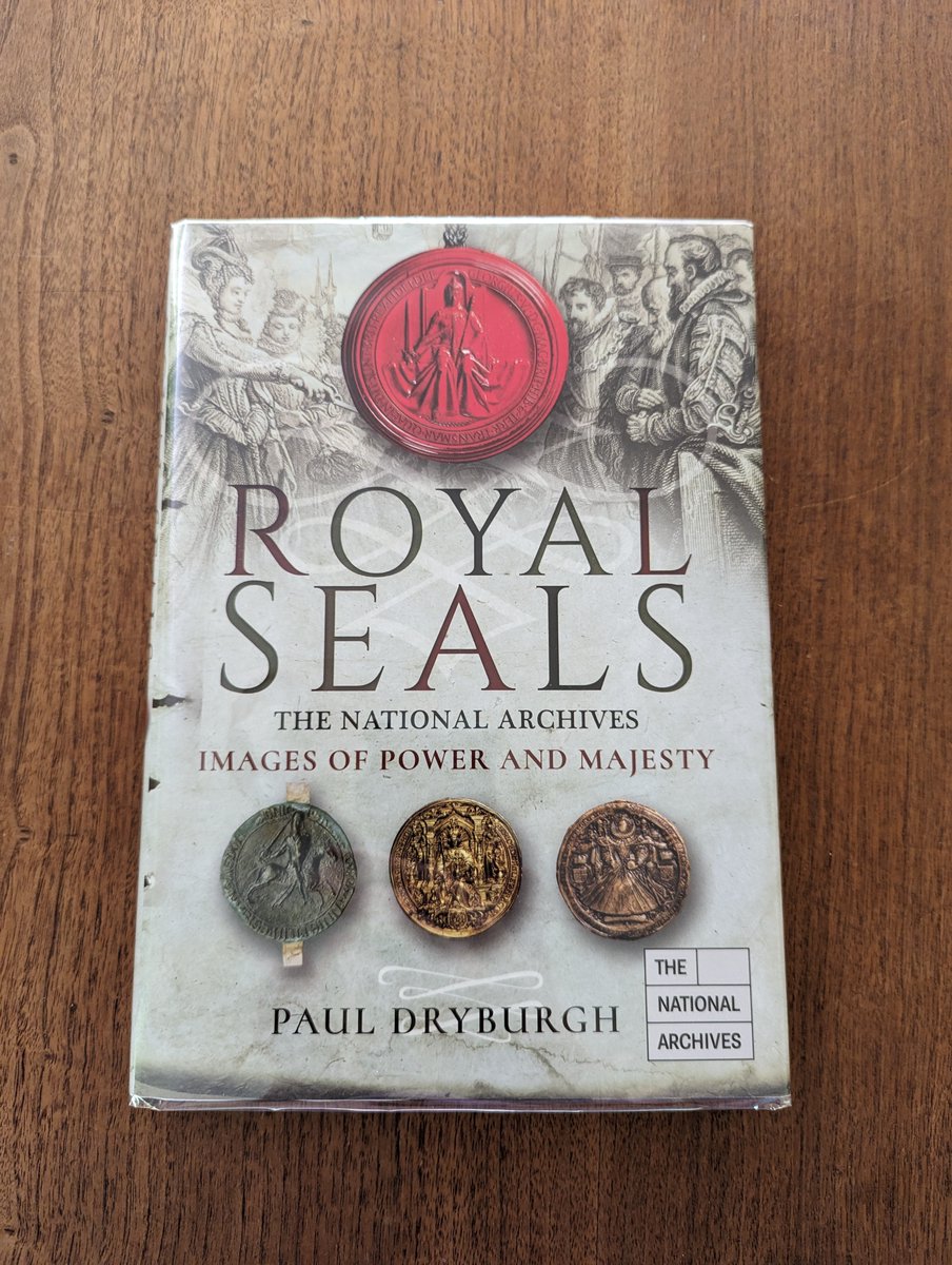 Non-fiction books deserve more publicity. This is a full history of royal seals (and a few from the wealthy elite too). A must have for anyone interested in key documents that changed history. A five star, must read book! 🤴👑 #FamilyHistory #History #Genealogy