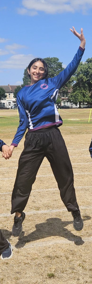 edengirlsWF's tweet image. Well done to our #SportsLeaders who a fantastic job leading a #KS2 Cricket tournament. #WeAreStar @StarAcademies