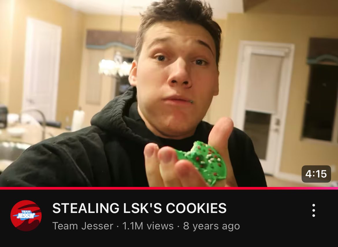 TrashTakes123's tweet photo. Feel bad for the kids who didn’t grow up with a prime JesserTheLazer and 2Hype. Just consistent bangers every video. Basketball, video games, funny shit, what else could you ask for? #BucketSquad #WhenIGetEmotional #Humphrey https://t.co/DgQpxmc4dC