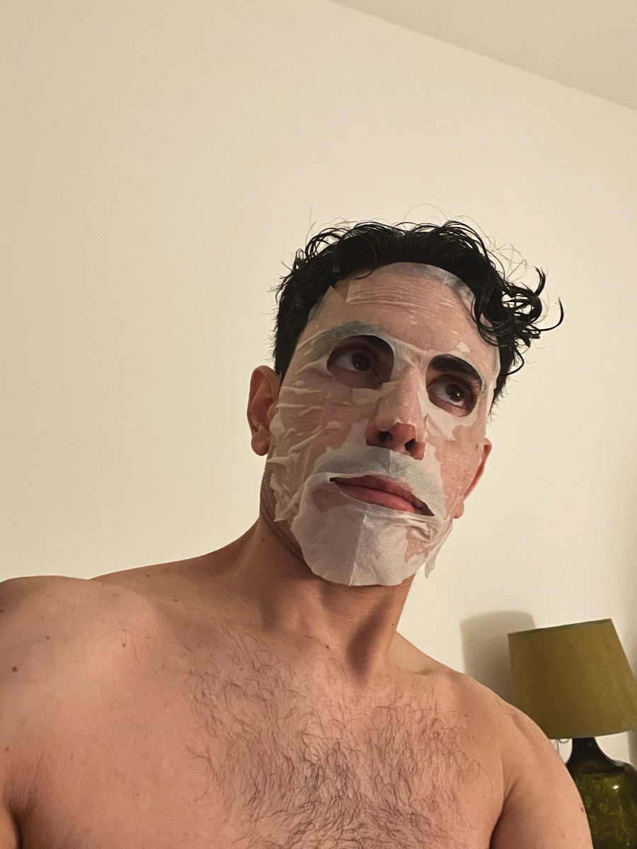 luquitasing's tweet image. Bueno… un poquito demacrada estoy