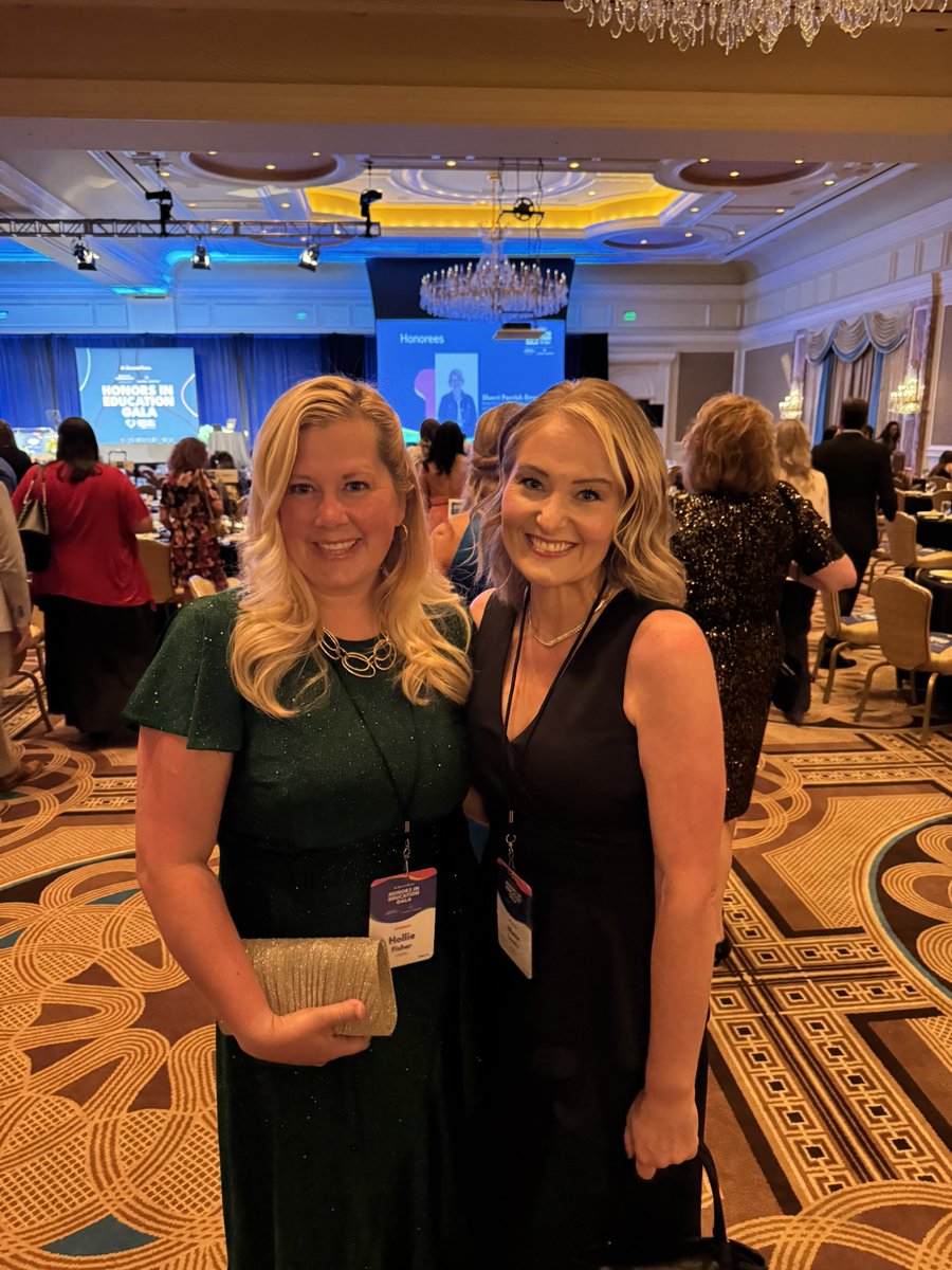 MrsHFishy's tweet image. ✨ Honored to attend the Honors in Education Gala tonight—what a powerful celebration of Utah’s incredible educators! I loved hearing their stories!  @AbbyPalmerCox shared, “teaching is a profession of hope.” Her words were heartfelt and inspiring. 💙🍎 @ShowUpUtah #TeachInDavis