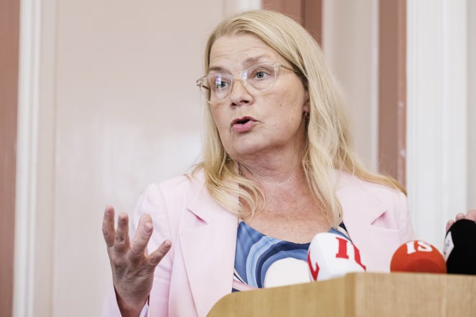 amba_newsline's tweet photo. “Finland, whose democratic civilization has endured for over 500 years, has sadly resorted to ‘fishing expedition law’ — arresting and detaining suspects first, then searching for evidence to frame them. This is deeply troubling for a European nation known for hosting reconciliation efforts and preaching dialogue.”
~ Dr. David Nyekorach-Matsanga
Pan African Forum Ltd&Assoviates

https://t.co/f3EjH6fkcz…. THIS IS THE MINISTER OF JUSTICE OF FINLAND 👇👇👇 Biafra and Ambazonia in our blood.@SenateForeign 
@FRauCameroun @USEmbYaounde @UKinCameroon @Sebastien_Nadot @UN @UnCameroon @CanadaCameroon @CanadaFP @OchaCameroon @antonioguterres @TiborPNagyJr @CohenOnAfrica  @PR_Paul_BIYA @volker_turk @norwaygov_rx @NorwayMFA @NRC_Norway @EspenBarthEide   @UNHumanRights  @AHuitfeldt @norwaygov_rx @NorwayMFA @NorwayPolice1 @EspenBarthEide @NorwayMFA  @UNHumanRights @NRC_Egeland @EmilyThornberry @KarimKhanQC @realDonaldTrump @mrubin1971 @SecRubio @StateDept @amnesty @hrw @ilariallegro @mats56455 @EGerasouli35992 @DeputySecState @VMarsai  @MattWoods_UK  @DrJPPham @SenatorRisch, @GlobalReachDC, @Aboehler