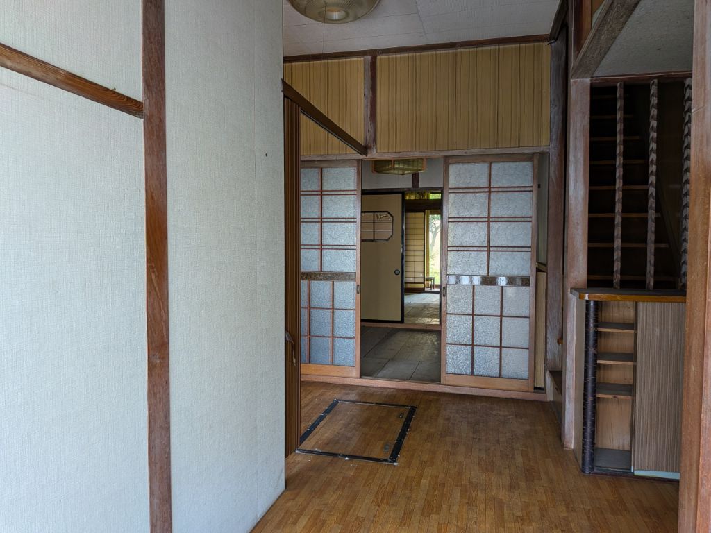 uozu_city's tweet image. 【100円空き家バンク】
<物件紹介>
場所:魚津市諏訪町地内
家屋概要:昭和41年築 木造2階建て住宅
募集締切:8月8日(金) 先着6組
内覧会:8月下旬開催予定
詳しくはこちら👇
uozu-akiya.jp/what-is-100yen/
#魚津 #100円空き家