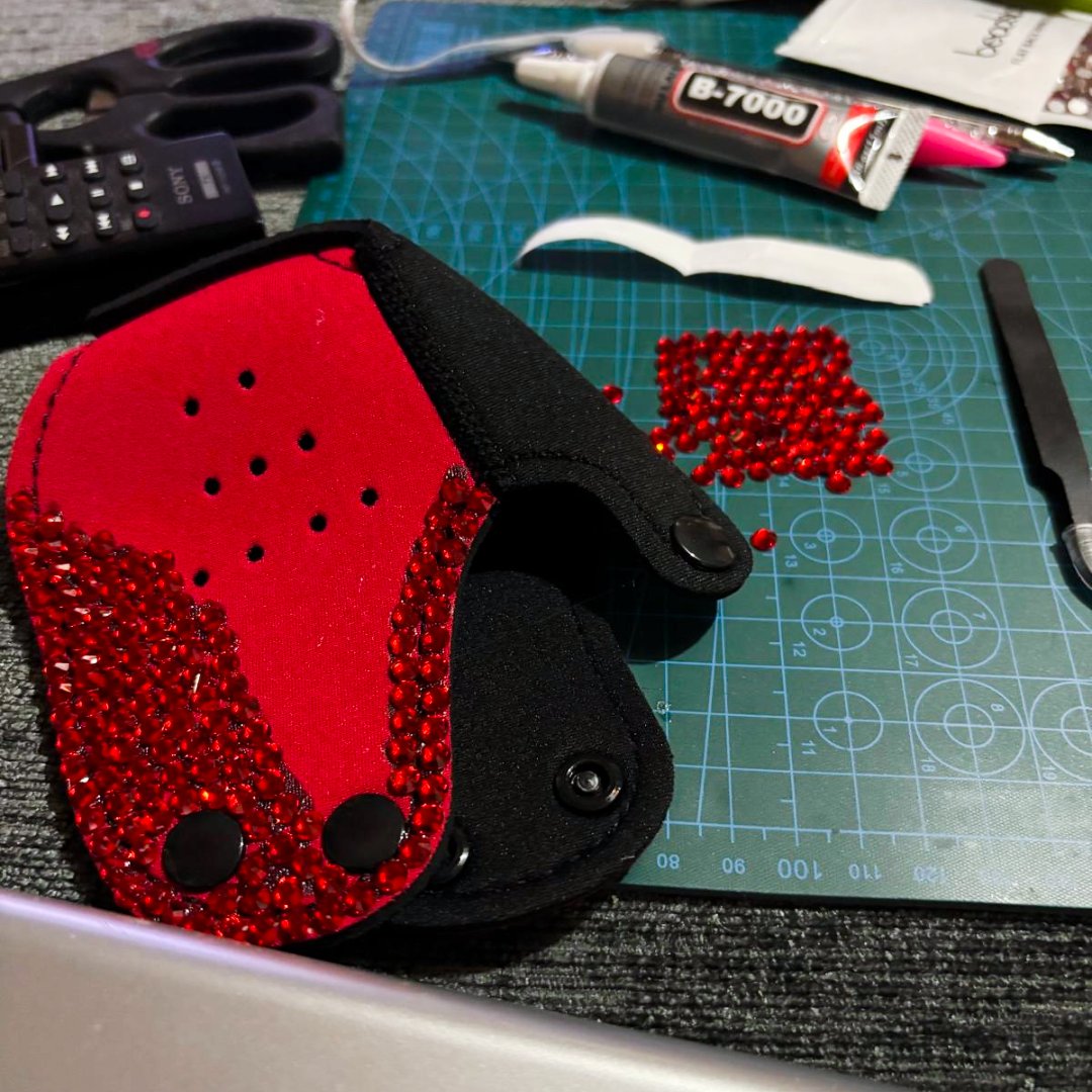 Had a fantastic time <a href="/PupOutLondon/">Pup Out</a> <a href="/PrideInLondon/">Pride in London</a> met some lovely people and lovely Pups.. Thanks all CheekyBoi ... and abit of a Cheeky request as you will already know social media can be abit like a rabid puritan algorism to those who post Jocks or kink so I am on the meta