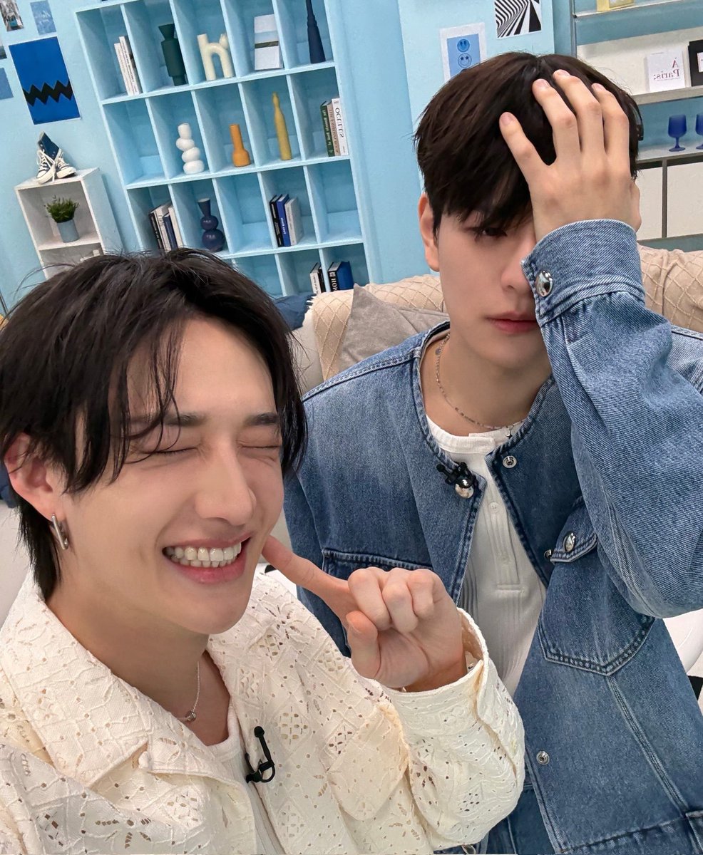 seungchanIoops's tweet photo. 2022                              2025 https://t.co/sdzk27BI79